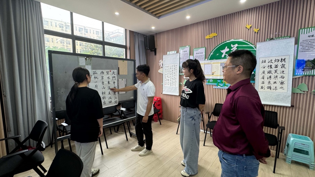 1747621902572542.jpg 014B0FC9E007B6098A246D44A9B542F9_副本.jpg