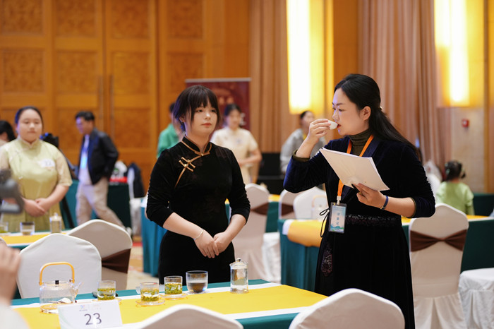 1761012072103299.jpg 1761012072103299.jpg