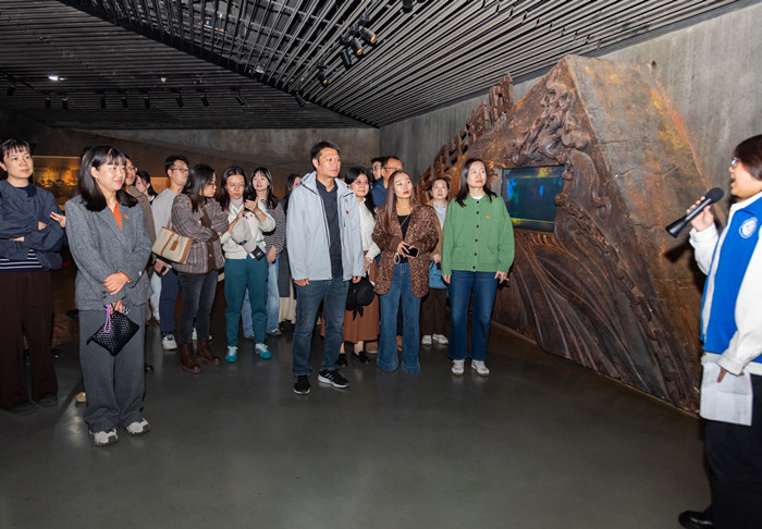 1761271790235484.jpg 1761271790235484.jpg