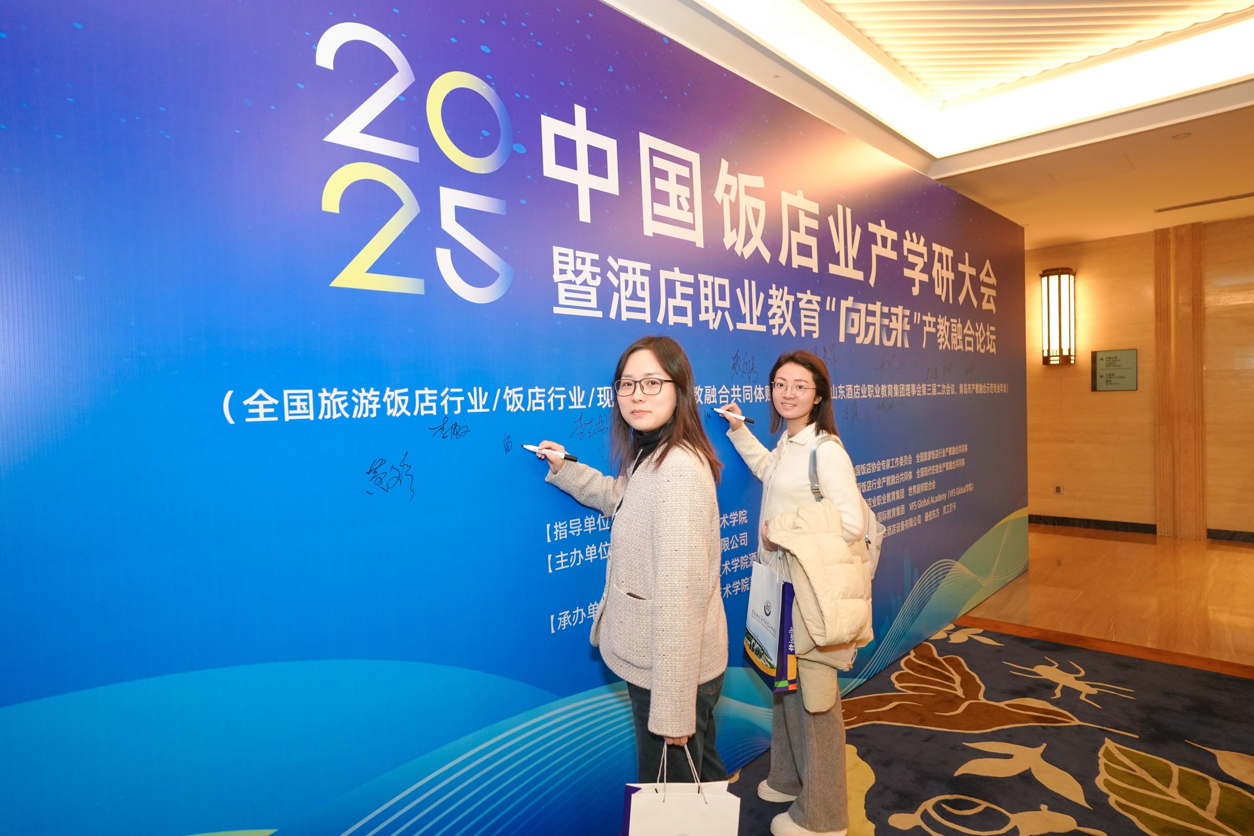 1763086975784156.jpg 1763086975784156.jpg