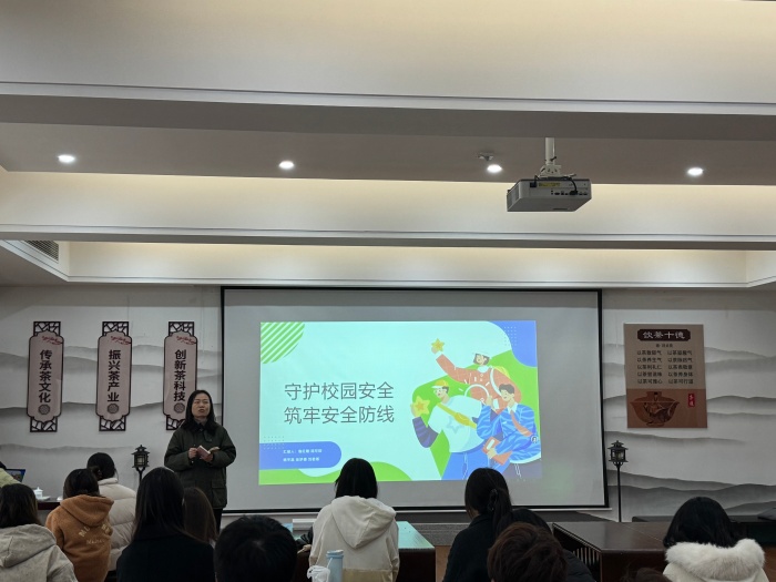 1763693296456304.jpg 1763693296456304.jpg