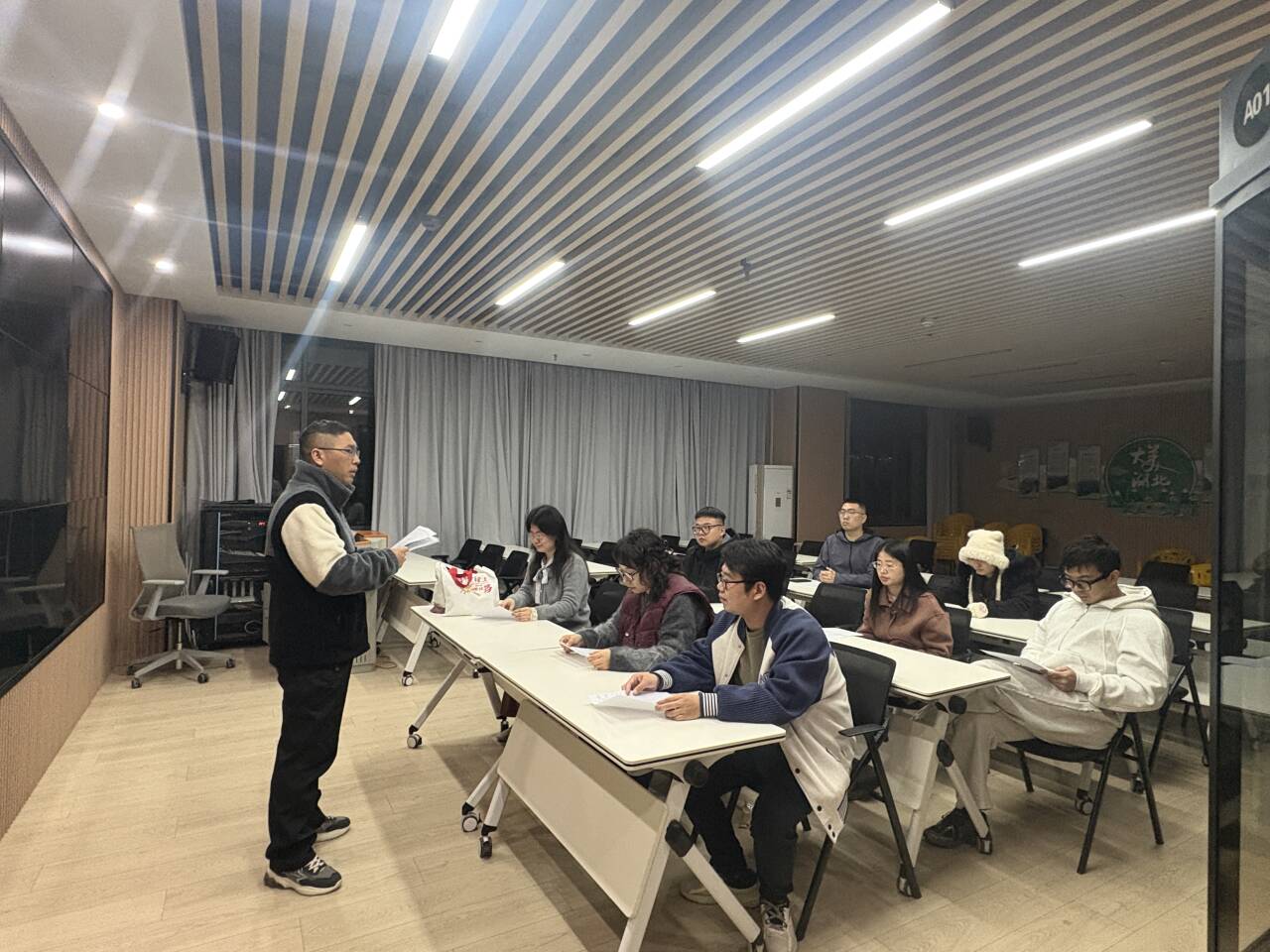 1764035286728999.jpg 1764035286728999.jpg