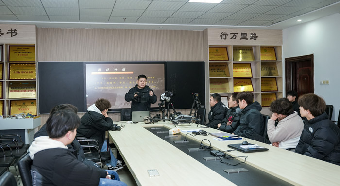 1764206621961630.jpg 1764206621961630.jpg