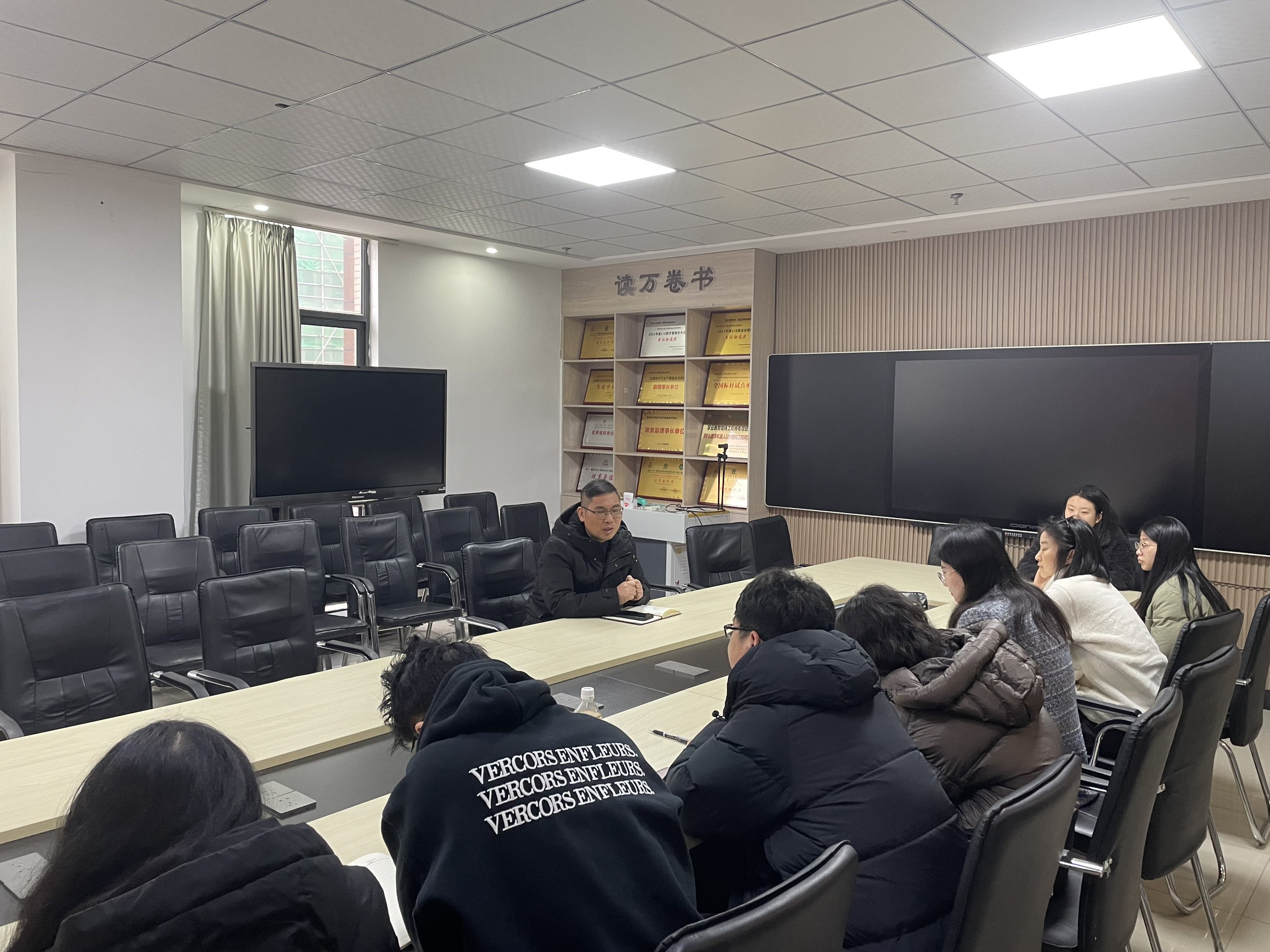 1766541886393258.jpg 1766541886393258.jpg