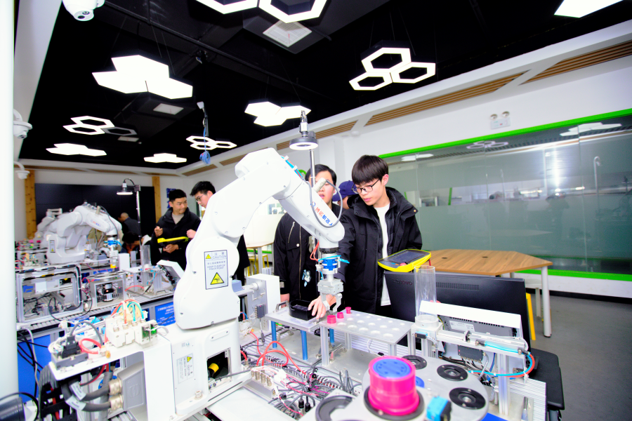 1773386033524883.png 1773386033524883.png