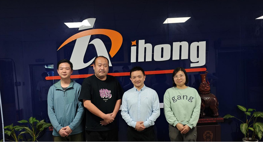 院领导带队赴深圳开展访企拓岗专项活动1 - 副本.png